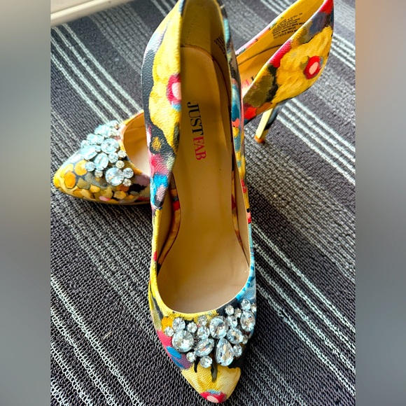 JustFab Floral Pumps with Crystal Embellishment - Picture 3 of 13
